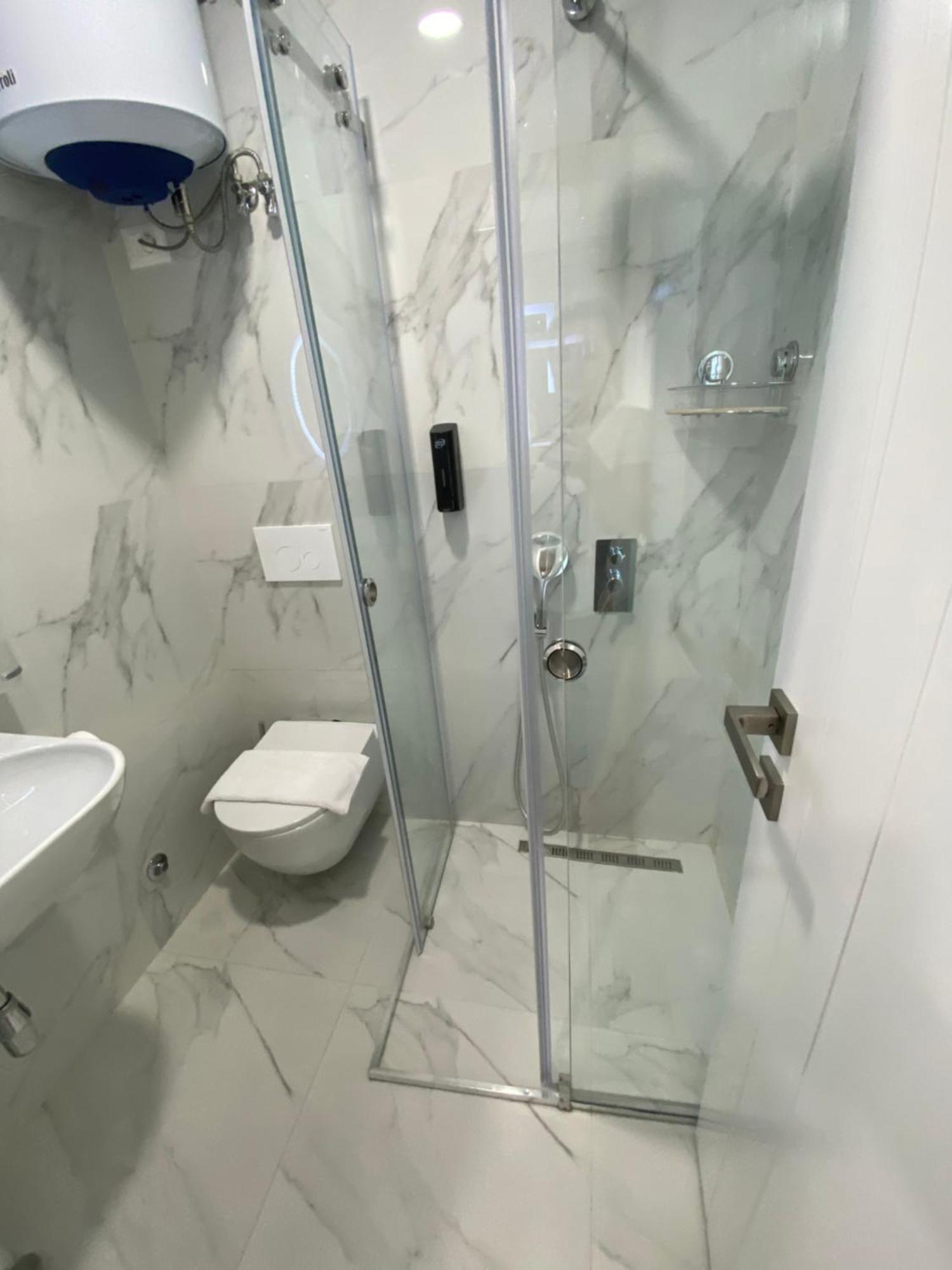 Petite Maison Hermes Hotel Tirana